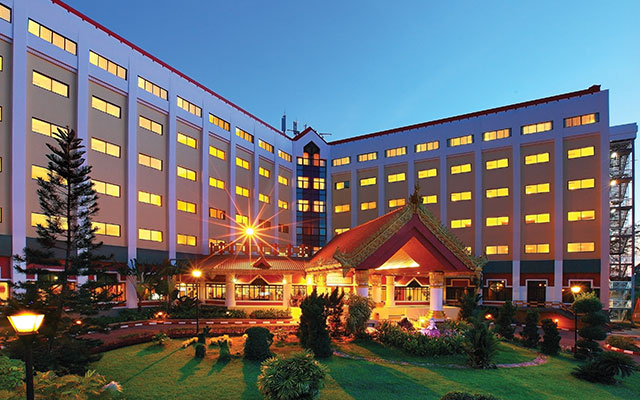 Summit Park View Hotel